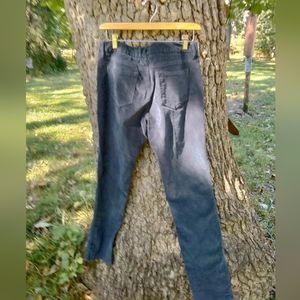 ⬇️Price Drop,⬇️Banana Republic Ryan Fit Corduroy Pants in size 8